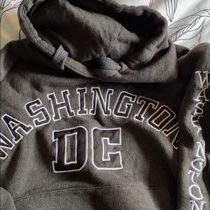 Washington DC sweatshirt. Women’s small